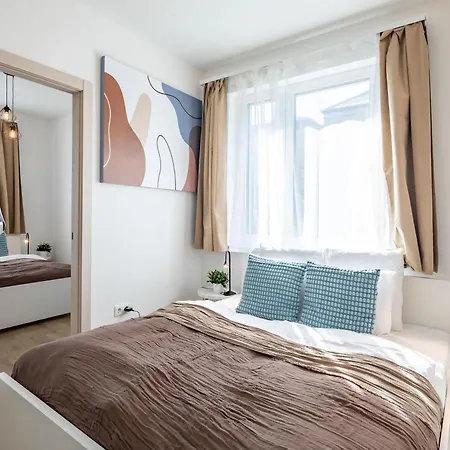 - Balcony - New-build Vibe - Premium * בודפשט