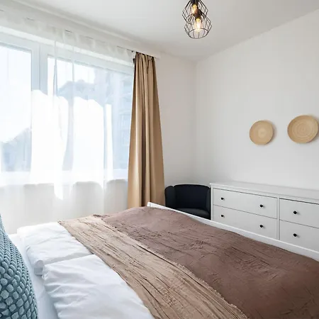 - Balcony - New-build Vibe - Premium דירה *